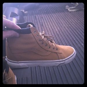 High top vans EXCELLENT CONDITION!!